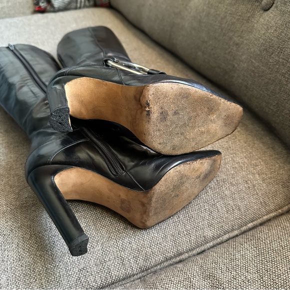 Vintage Manolo Blahnik boots with silver accents - Picture 7 of 8